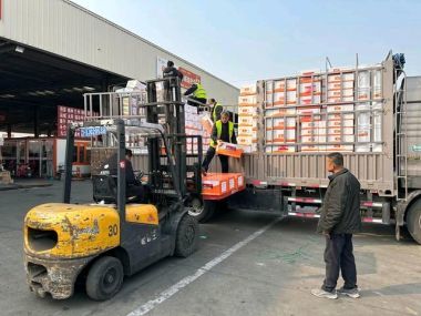 南通4.2米貨車出租 專業(yè)陸運(yùn)與打包服務(wù)，助力長途物流運(yùn)輸